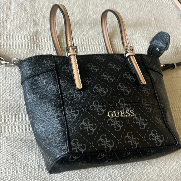 GUESS Delaney Logo Mini Tote - Picture 4 of 16